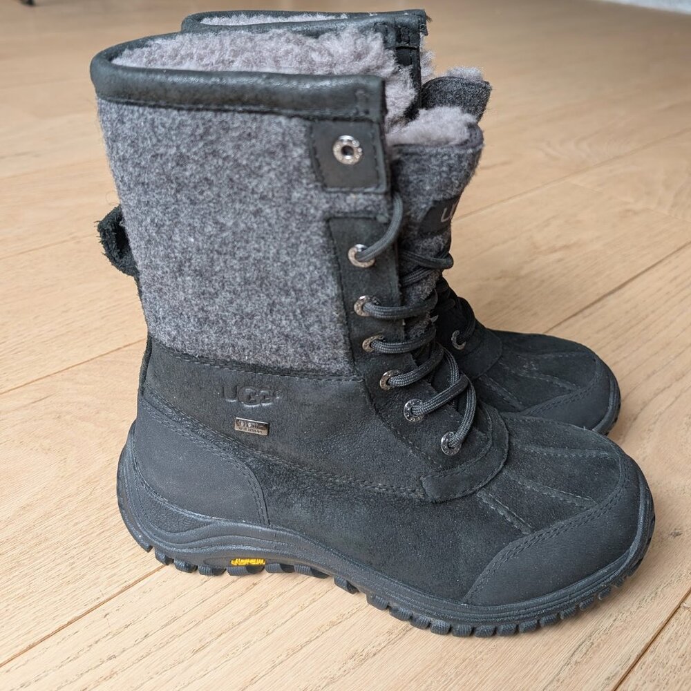 UGG Women's Adirondack Boot II - Black - 7.5 - EUC